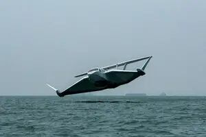 El Airfish 8 vuela sobre el mar a 167 km/h con un singular método