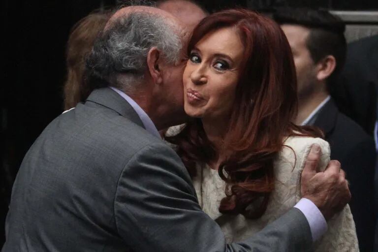 Oscar Parrilli y Cristina Kirchner en el Instituto Patria
