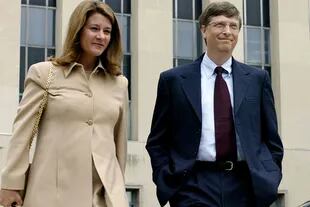 ¡Yo quiero! Billa Gates y su mujer, Melinda, sólo le dejarán a sus hijos 10.000.000 a cada uno.