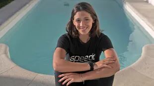 Delfina Pignatiello, bicampeona mundial juvenil de natación, asombra por su logros, su aplicación en el entrenamiento y su madurez a los 17 años, ganó el Olimpia de Oro 2017
