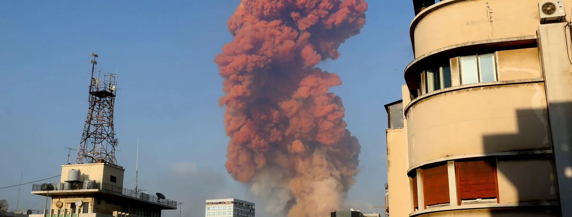Impactantes imágenes de la explosión en Beirut