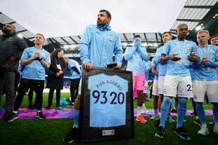 Manchester City campeón y Sergio Agüero con una camiseta especial: el "93:20" fue el momento exacto de su gol que le valió a los Citizens el histórico título de la Premier League 2011/12