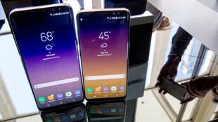Dos Samsung Galaxy S8, los teléfonos cuyo diseño serán la base del futuro Galaxy Note 8, de acuerdo al reporte de Evan Blass