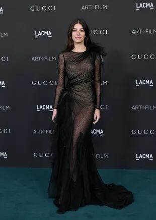 Camila Morrone en la décima gala anual de LACMA Art + Film presentada por Gucci