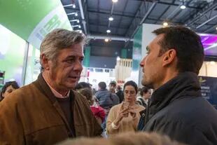 Lionel Scaloni con Nicolás Pino, presidente de la Sociedad Rural Argentina (SRA)