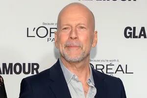 Bruce Willis reapareció en las calles de California y sorprendió por su estado