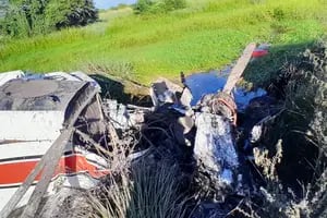 Cayó una avioneta fumigadora en el norte de Santa Fe y el piloto sufrió traumatismos múltiples