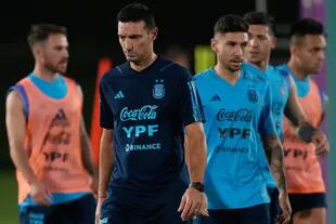 Entrenamiento de la selección Argentina en la Universidad de Qatar, Doha
Lionel Scaloni entrenador de Argentina
