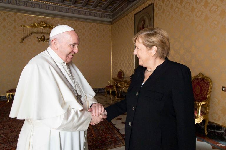 Francisco recibió hoy a Merkel en una audiencia privada