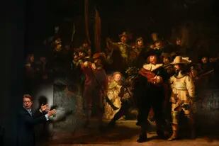 Reconstruyen con inteligencia artificial la genial “ronda nocturna” de Rembrandt