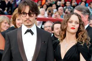 Johnny Depp y Vanessa Paradis estuvieron en pareja entre 1998 y 2012 (Foto: AP)