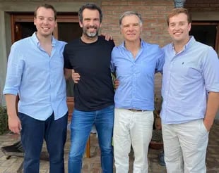 Los Eguren agrónomos por cuatro: Juan Pablo (ahora socio en Eguren y Cia.), Ignacio, Néstor y Miguel