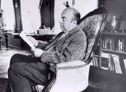 Pablo Neruda vivió en Buenos Aires entre septiembre de 1933 y mayo de 1934, cuando era vicecónsul 

