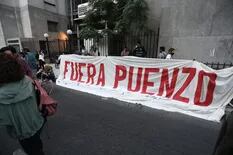 El Gobierno interviene el Incaa y Tristán Bauer le pide la renuncia a Luis Puenzo