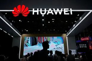 Las compañías Huawei y ZTE representan un riesgo elevado de espionaje, alertan algunos expertos