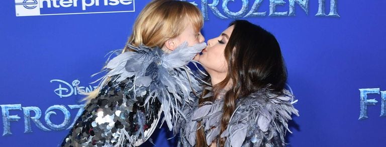 El estreno de Frozen II la tuvo a Selena y a su hermanita como invitadas