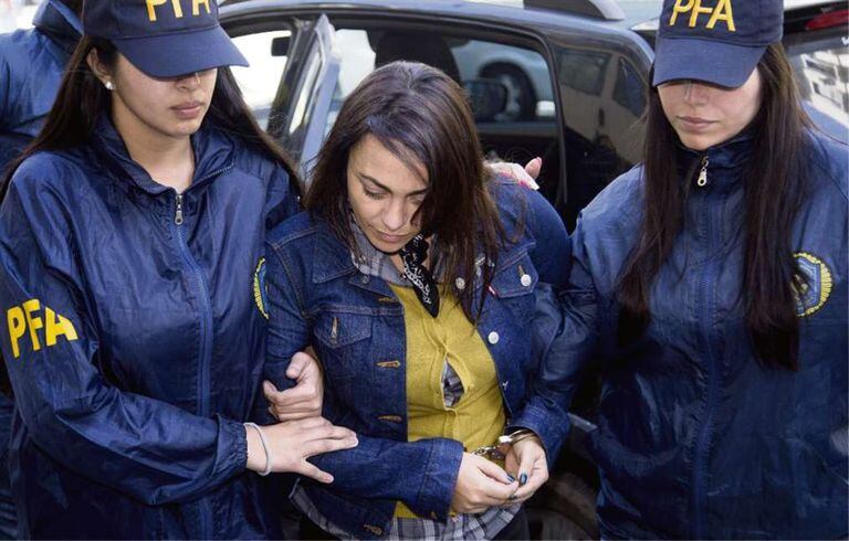 Carolina Pochetti, viuda de Muñoz, al ser detenida en 2018