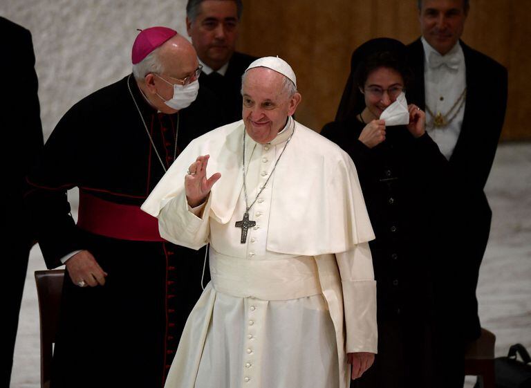 Una renuncia genera un temblor en el Vaticano justo antes de la Navidad
