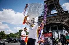 Insultos a Mbappe, toneladas de cervezas y desfile en Champs Elysées: el latido de una final
