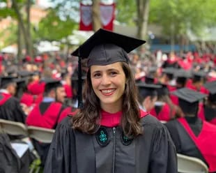 La semana pasada, Alfonsina Bagnarelli tuvo su acto de graduación, en el histórico Harvard Yard