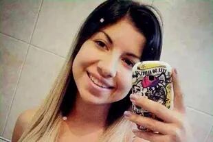 Daiana García. Tenía 19 años; el 13 de marzo salió de su casa, en La Paternal, a buscar trabajo; su cadáver apareció en Llavallol