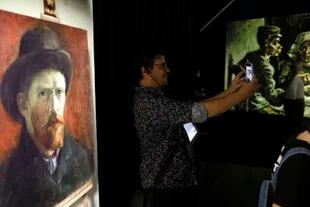 Los autorretratos del pintor holandés, fondo obligado pata la selfie