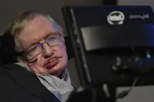 Qué es la esclerosis lateral amiotrófica, enfermedad que sufría Stephen Hawking