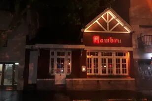 La pizzería Mambrú se fundó en 1981 y hoy es uno de los restaurantes más reconocidos de Mar del Plata