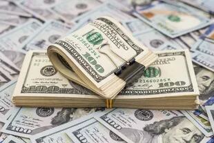Uang tunai dengan penyelesaian (CCL) atau dolar 