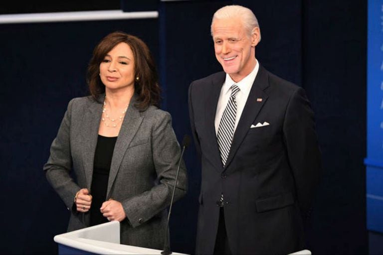 Jim Carrey as Joe Biden on Saturday Night Live.  At his side, Maya Rudolph as Vice President Kamala Harris 