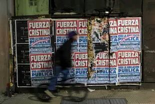 Carteles en apoyo a la vicepresidenta Cristina Kirchner