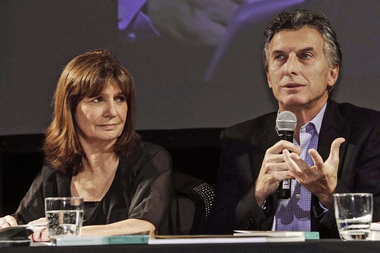 Patricia Bullrich y Mauricio Macri serán investigados por el envío de armas a Bolivia