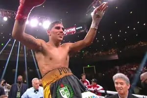 Puma Martínez, el nuevo campeón mundial argentino que batió al pupilo de Pacquiao