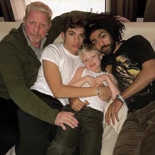 Boris Becker y sus tres hijos varones: Elias, Noah y Amadeus