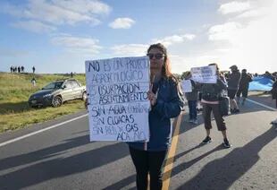 Protesta de vecinos del barrio El Marquesado del sur de Mar del plata por la toma de terrenos