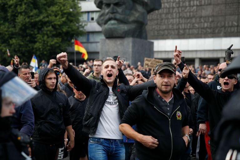 Imágenes de archivo de manifestantes de ultraderecha que protestaron en Chemnitz, este de Alemania