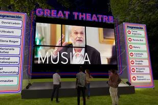 En el "jardín" de la residencia británica en Buenos Aires se ubica el escenario virtual del Great Theatre