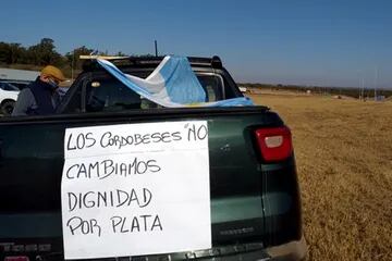 Carteles listo para la movilización en la provincia de Córdoba