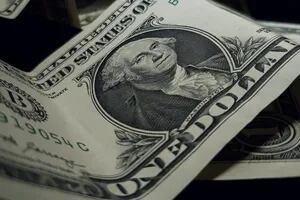 Dólar hoy: el blue sube otra vez y marca un récord nominal