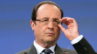 Hollande felicitó a Macri por su triunfo en el ballottage