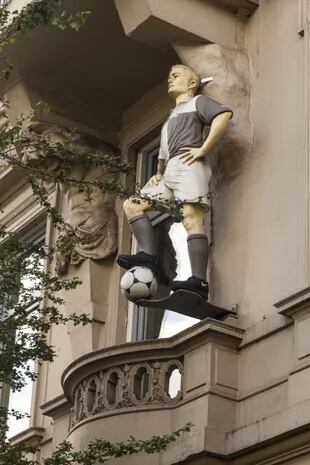 Estatua en el barrio futbolero St. Pauli.