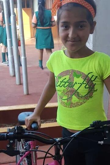 Yeni, la nena de 11 años que sufrió bullying, hoy tiene una computadora, una bici y su propio cuarto