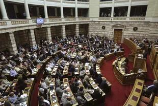Grecia aprobó con una amplia mayoría el tercer plan de rescate