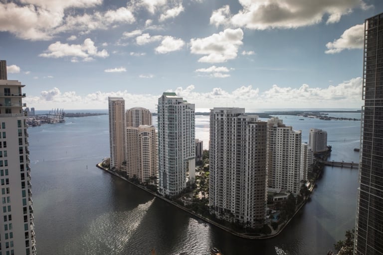 Miami es un destino tradicional para los argentinos que buscan invertir en proyectos inmobiliarios fuera del país