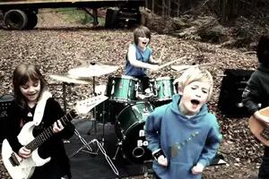 Una banda infantil grabó un impactante cover de Metallica y es furor en YouTube