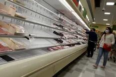 Qué hay detrás de las góndolas vacías en los supermercados de Estados Unidos