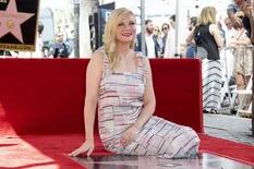 Kirsten Dunst recibió su estrella en el Paseo de la Fama de Hollywood
