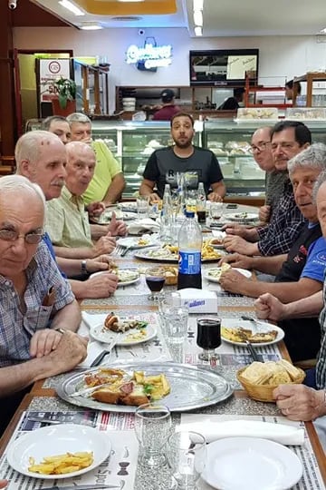 El restaurante de 50 años que se mantiene en el tiempo: “Es más que para comer, la gente viene a compartir algo”