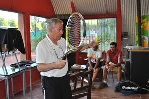 Raúl Pérez Roldán: más historias de un estilo que el tenis quiere erradicar