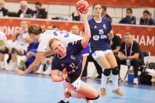 Malena Cavo, jugadora de la selección femenina de Handball. Crédito: Confederación Argentina de Handball
